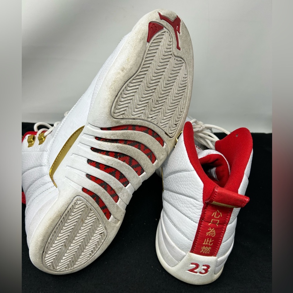 Jordan 12 Retro FIBA 2019 Size 13 Red White sneakers - Picture 6 of 6